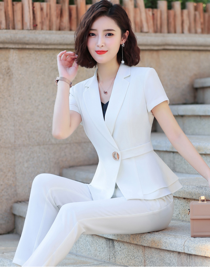 Top những xu hướng thời trang Hàn Quốc nữ trẻ đẹp 2021
